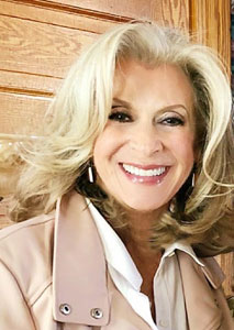 Marcia Wall